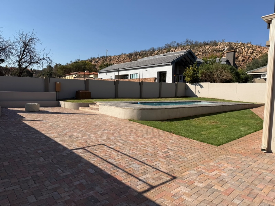 3 Bedroom Property for Sale in Wilkoppies North West